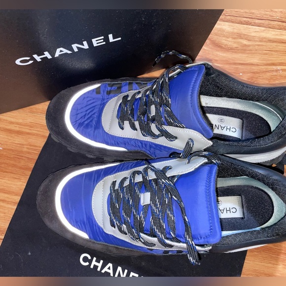 CHANEL new sneakers - Picture 5 of 8